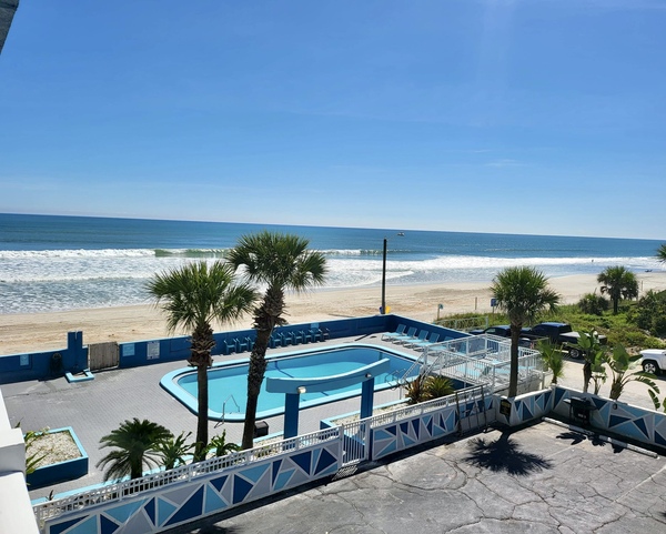 Ground Floor Double with kitchen Photo 8