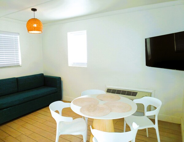 King One Bedroom Suite Ocean View with kitchen Photo 3